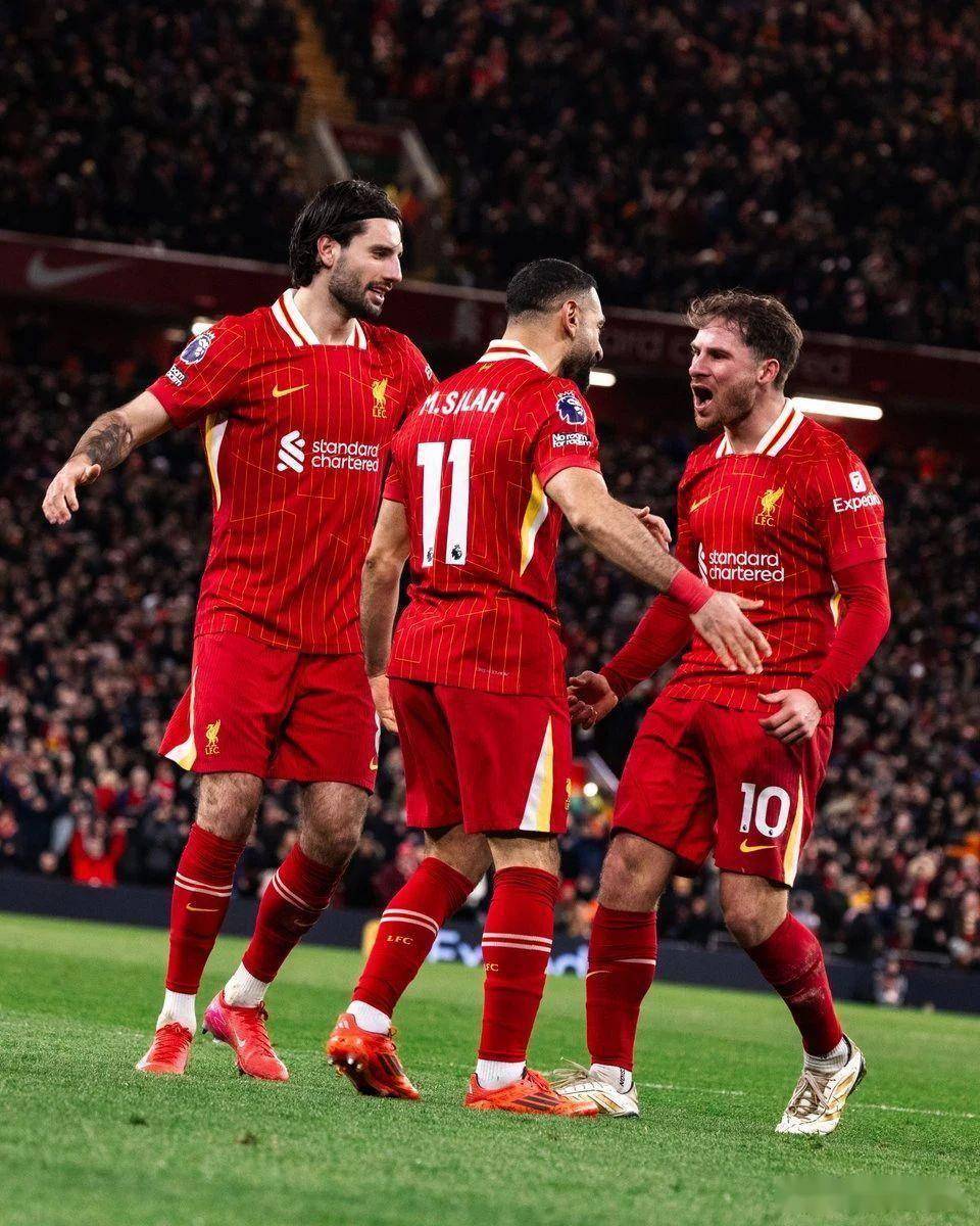 利物浦力克巴黎圣日耳曼，贝尔补时绝平西甲